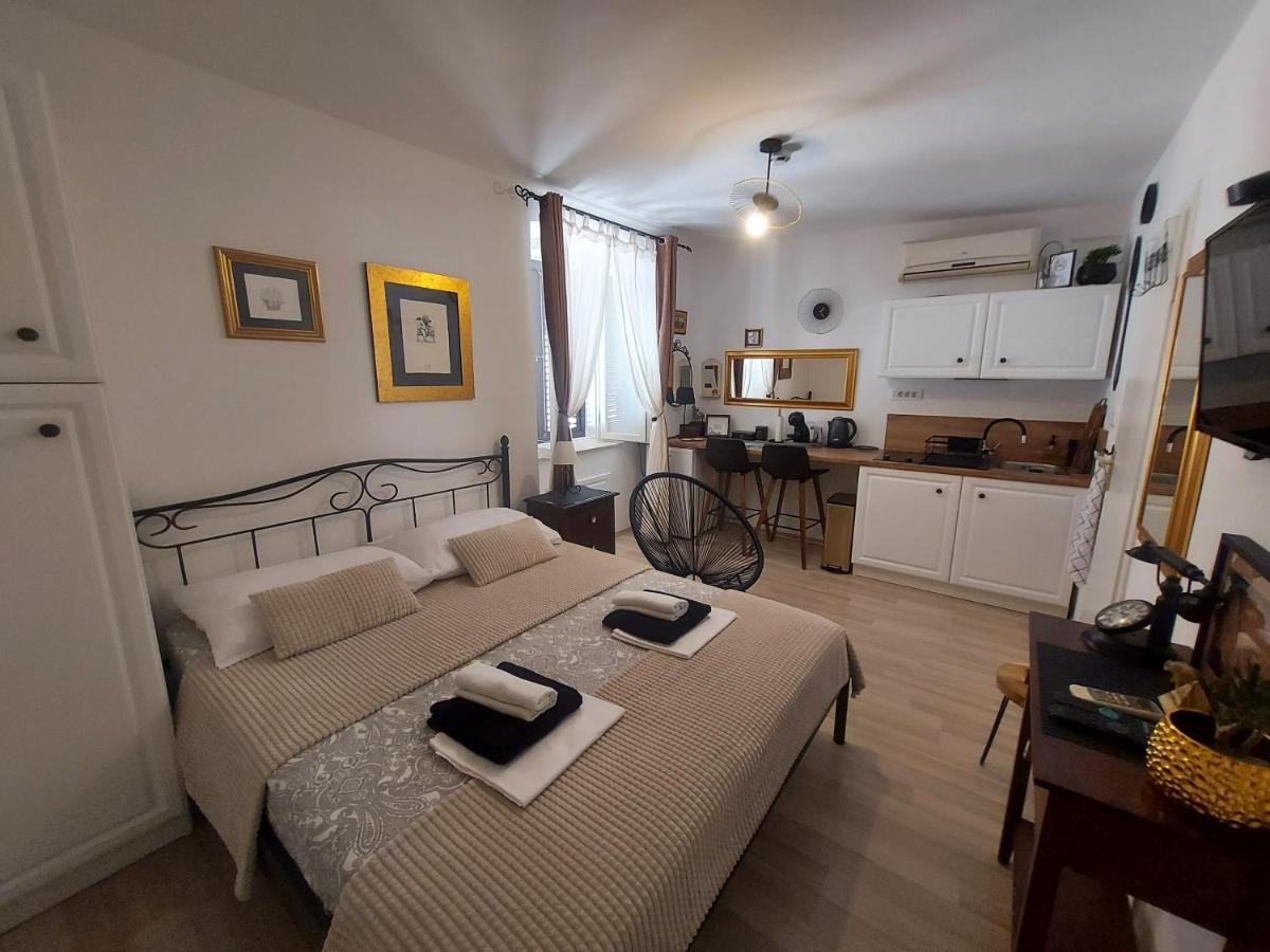 Apartment Agora Zadar Bagian luar foto